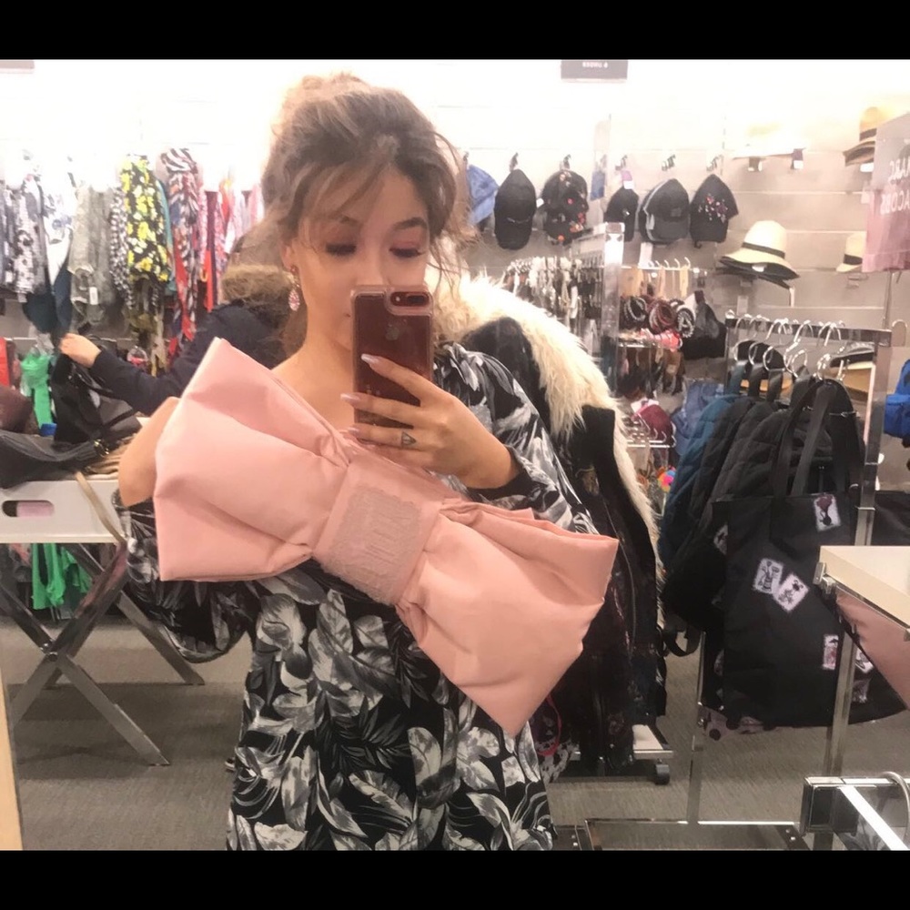 FENTY X PUMA FANNYPACK - Picture 3 of 5